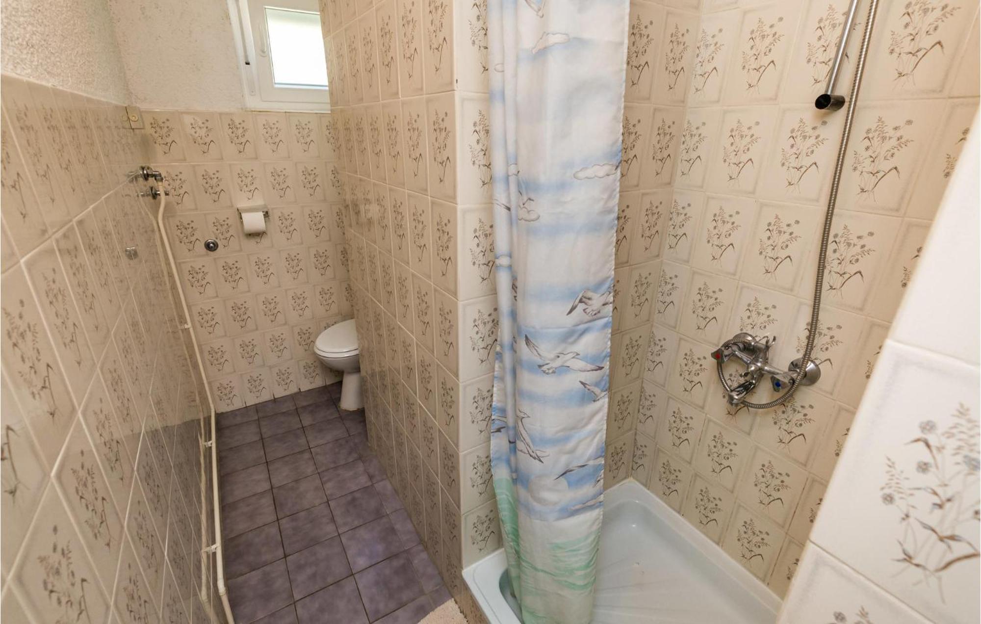 4 Bedroom Awesome Apartment In Sveti Juraj Extérieur photo